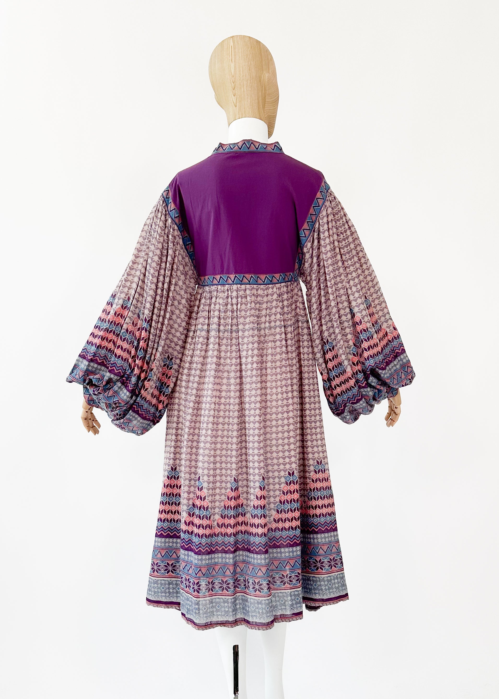 Vintage 1970s Indian Cotton Dress Vintage 1970s Indian Cotton Dress