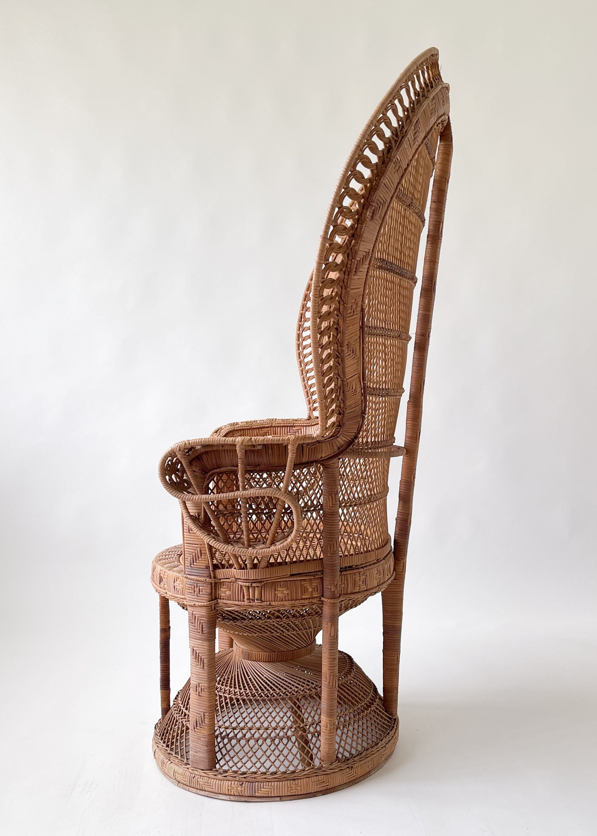 Vintage 1970s Wicker Peacock Throne Chair