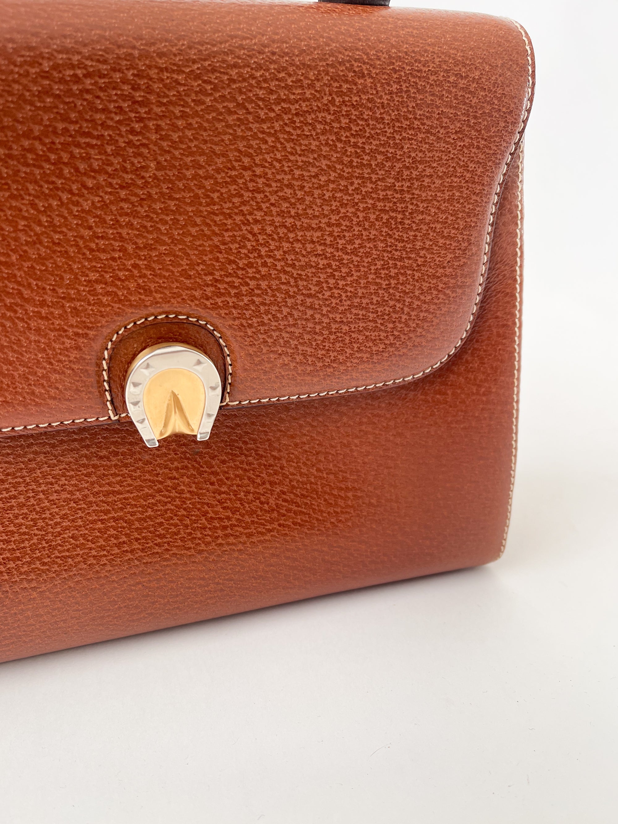 Vintage Gucci Leather Handbag with Carved Wood Handle