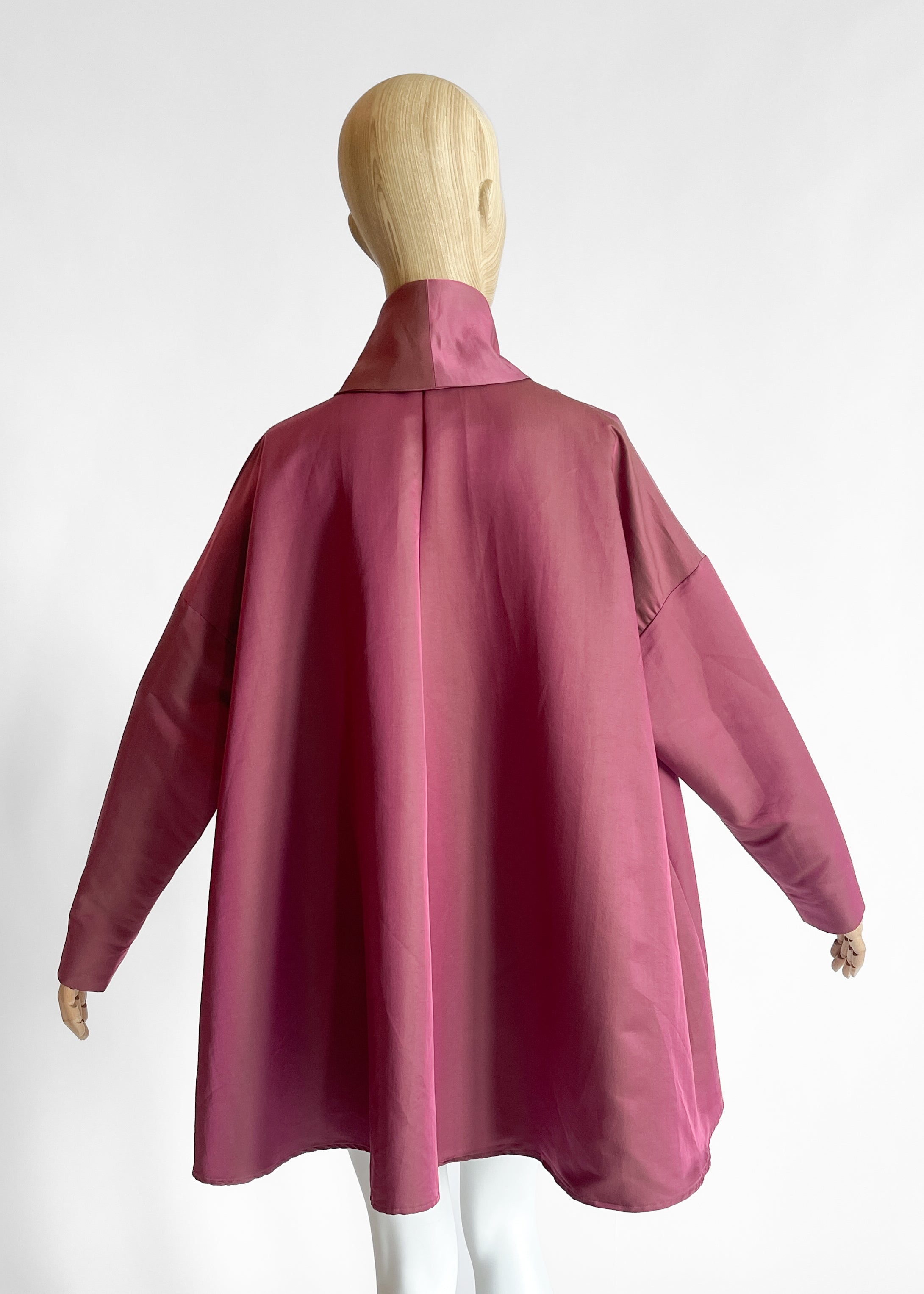 early 90’s Romeo Gigli/oversized parka 1990s Romeo Gigli Iridescent Mauve Swing Coat — A-Line, Made in Italy