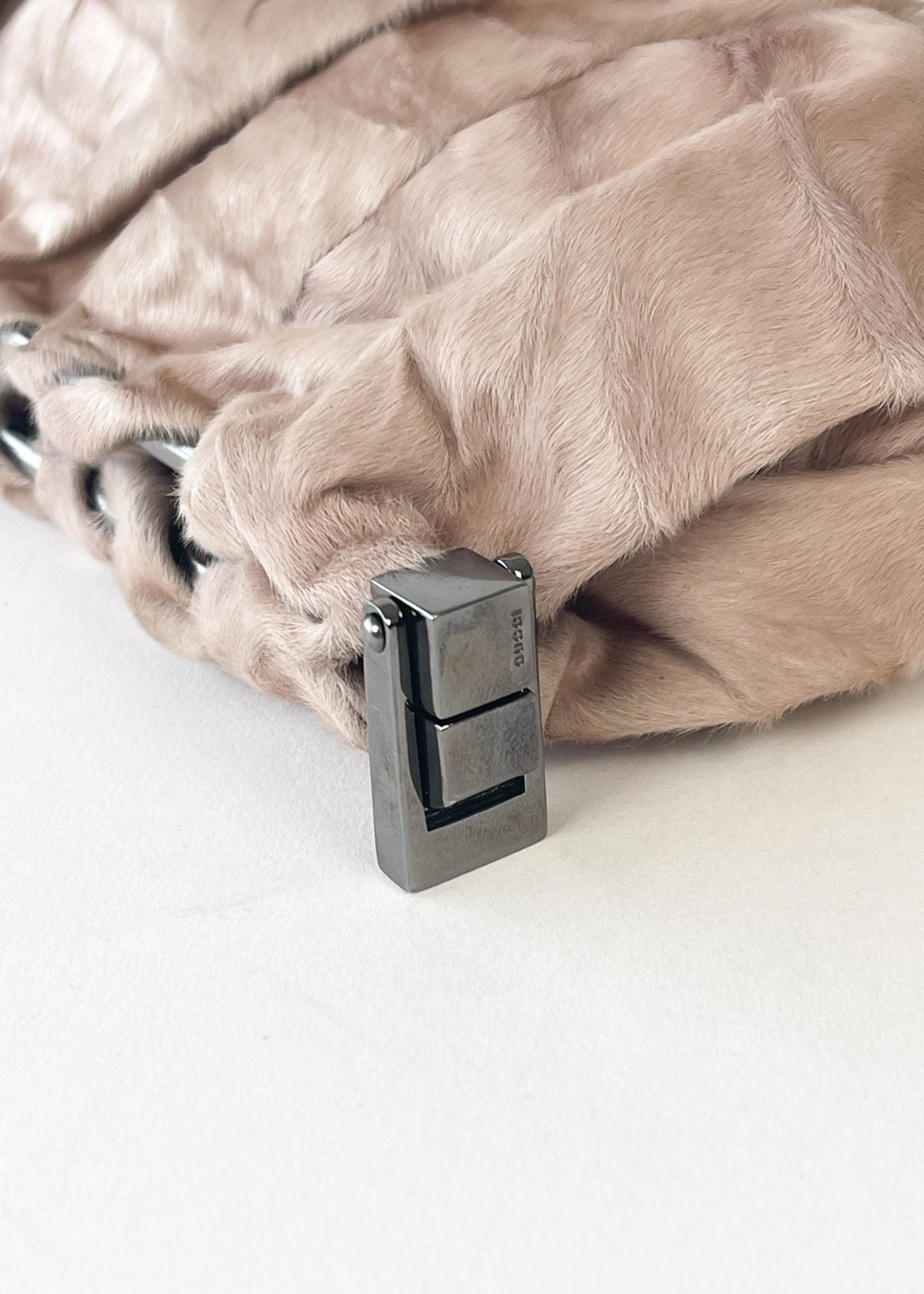 Vintage Gucci Fur Clutch 1999 A/W
