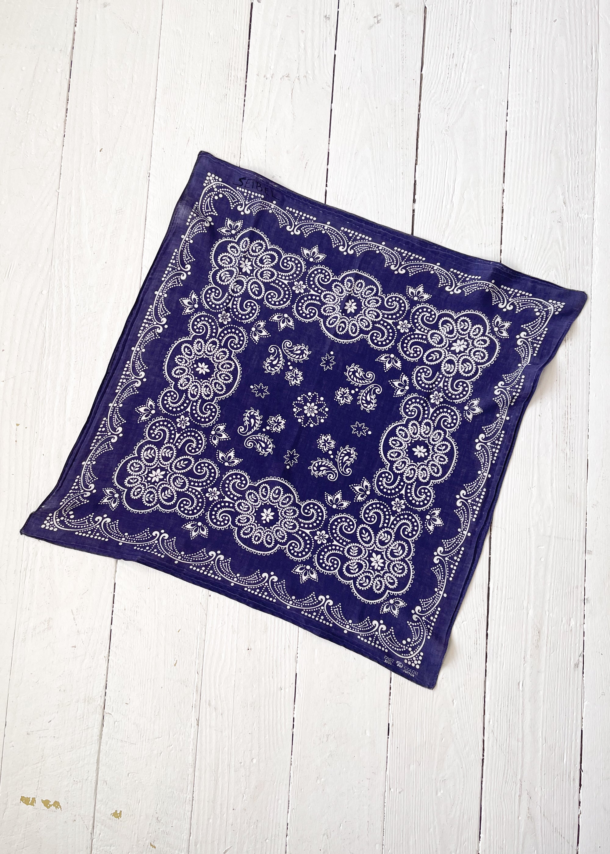 Vintage Blue Elephant Trunk Up Bandana
