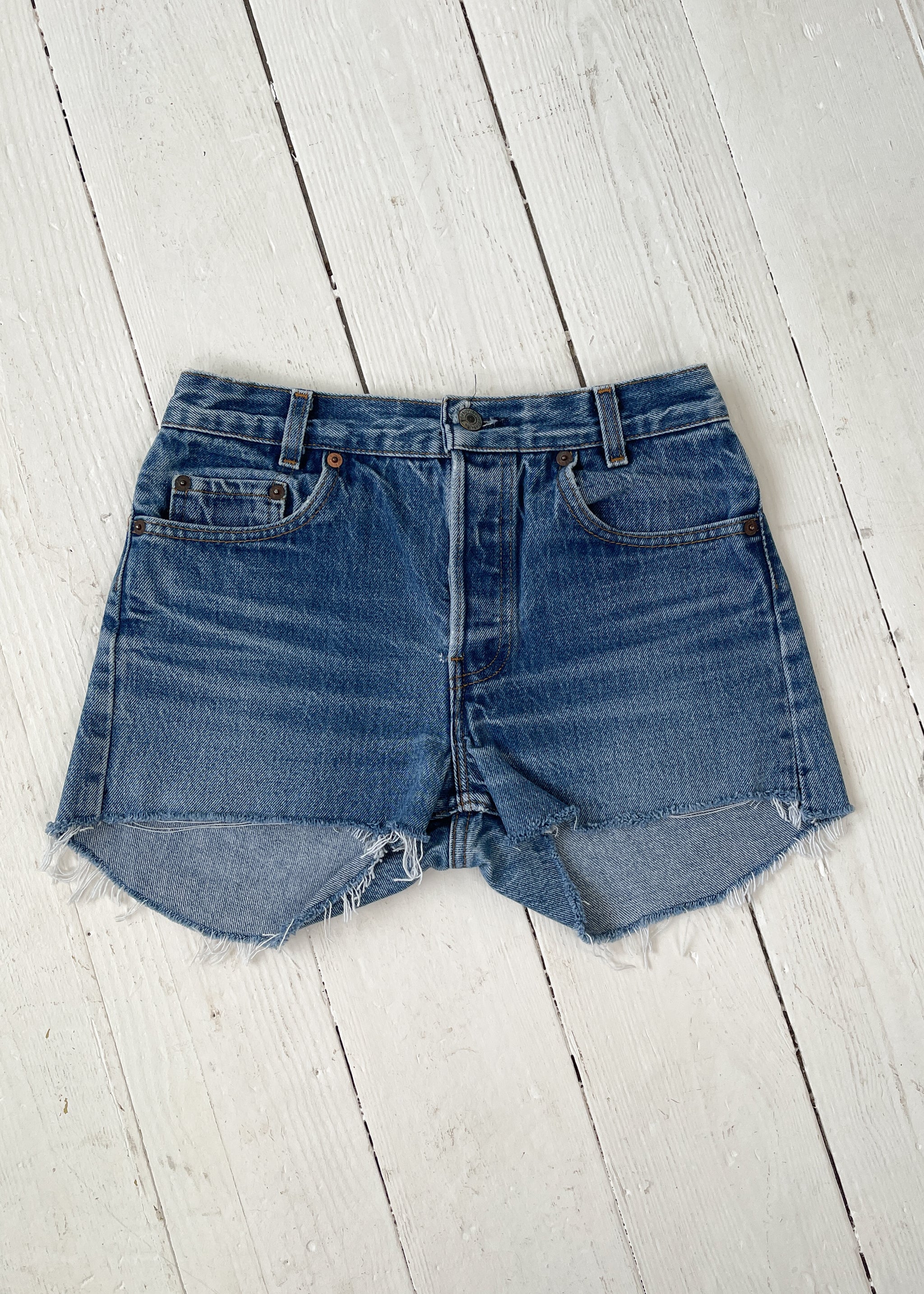Old levi shorts shop