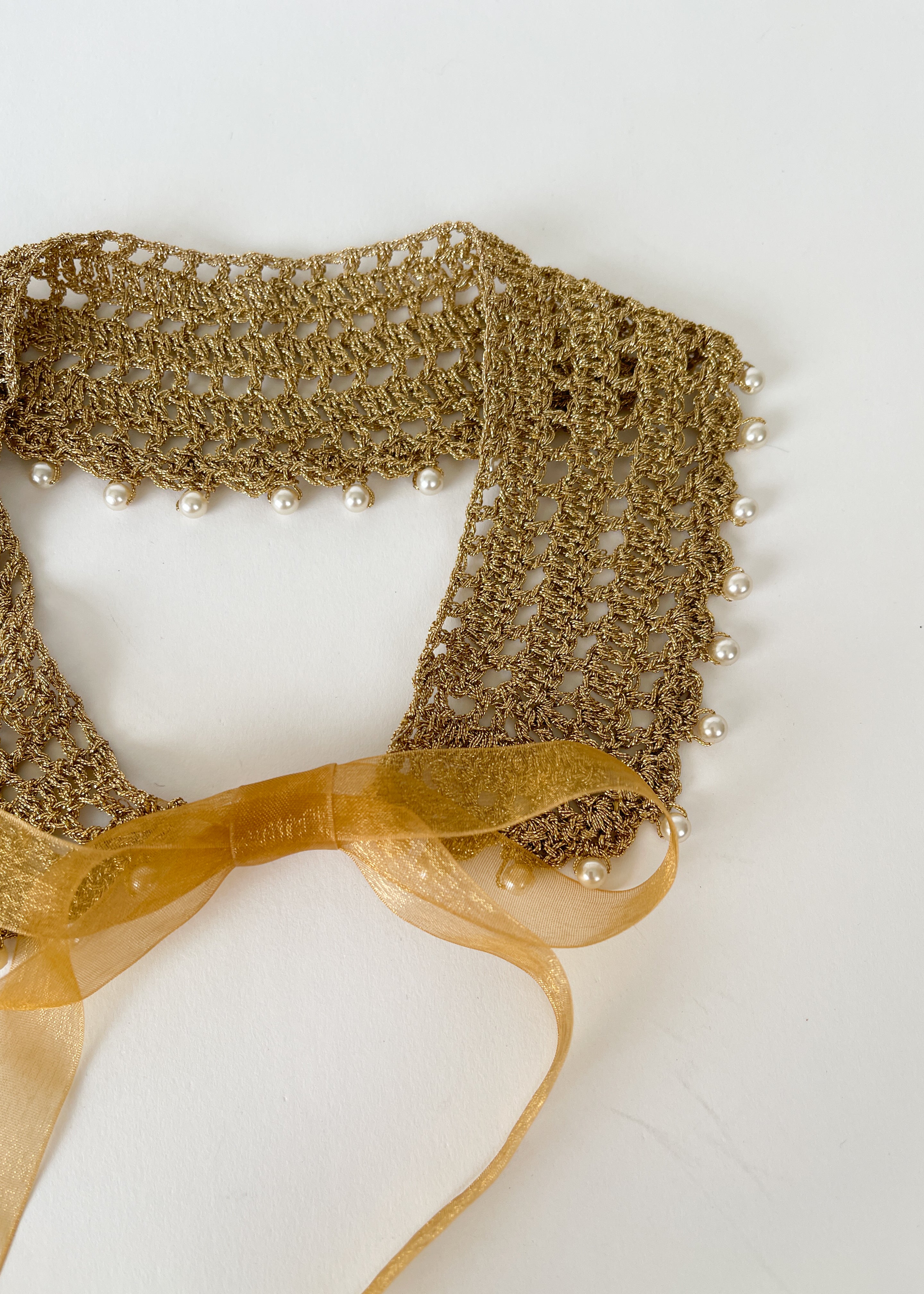 Vintage Gold Knit Collar