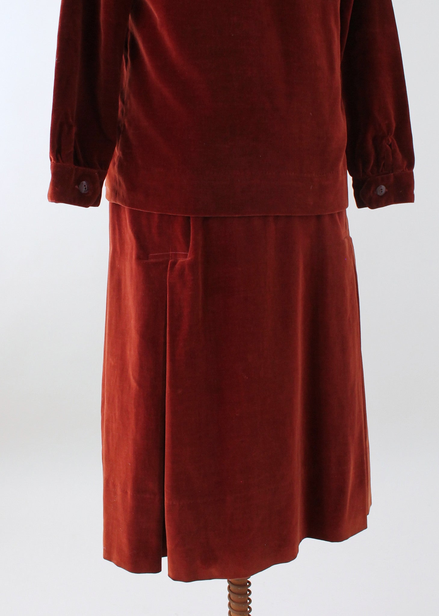 Vintage 1920s Chic Two Piece Velvet Day Dress