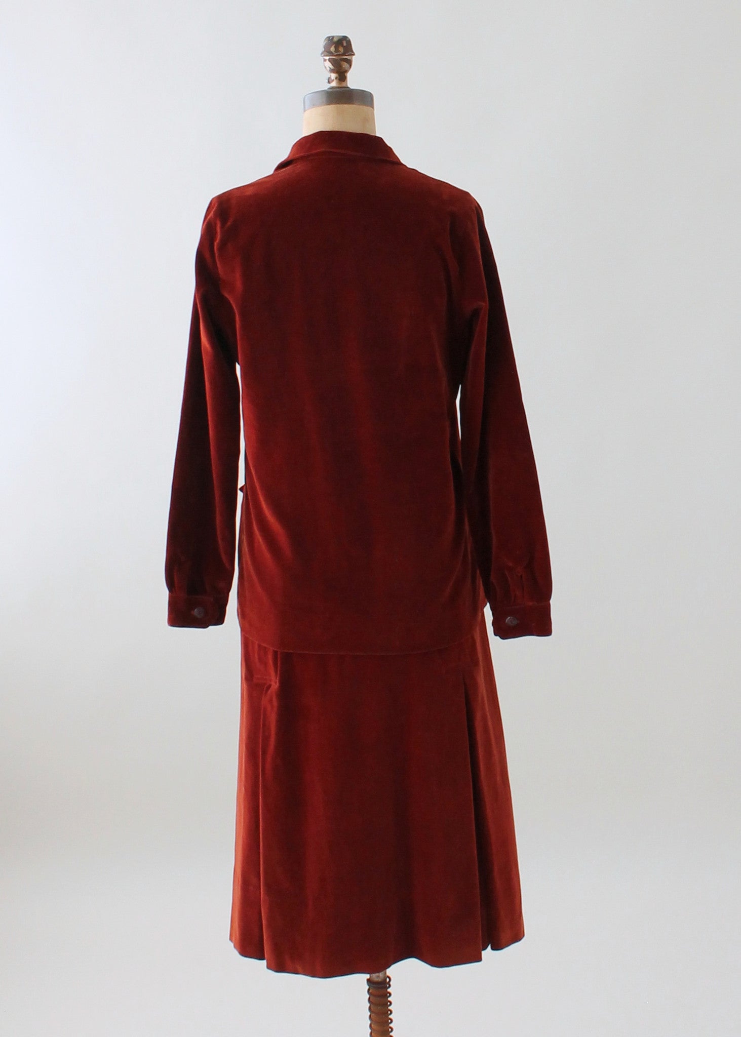 Vintage 1920s Chic Two Piece Velvet Day Dress