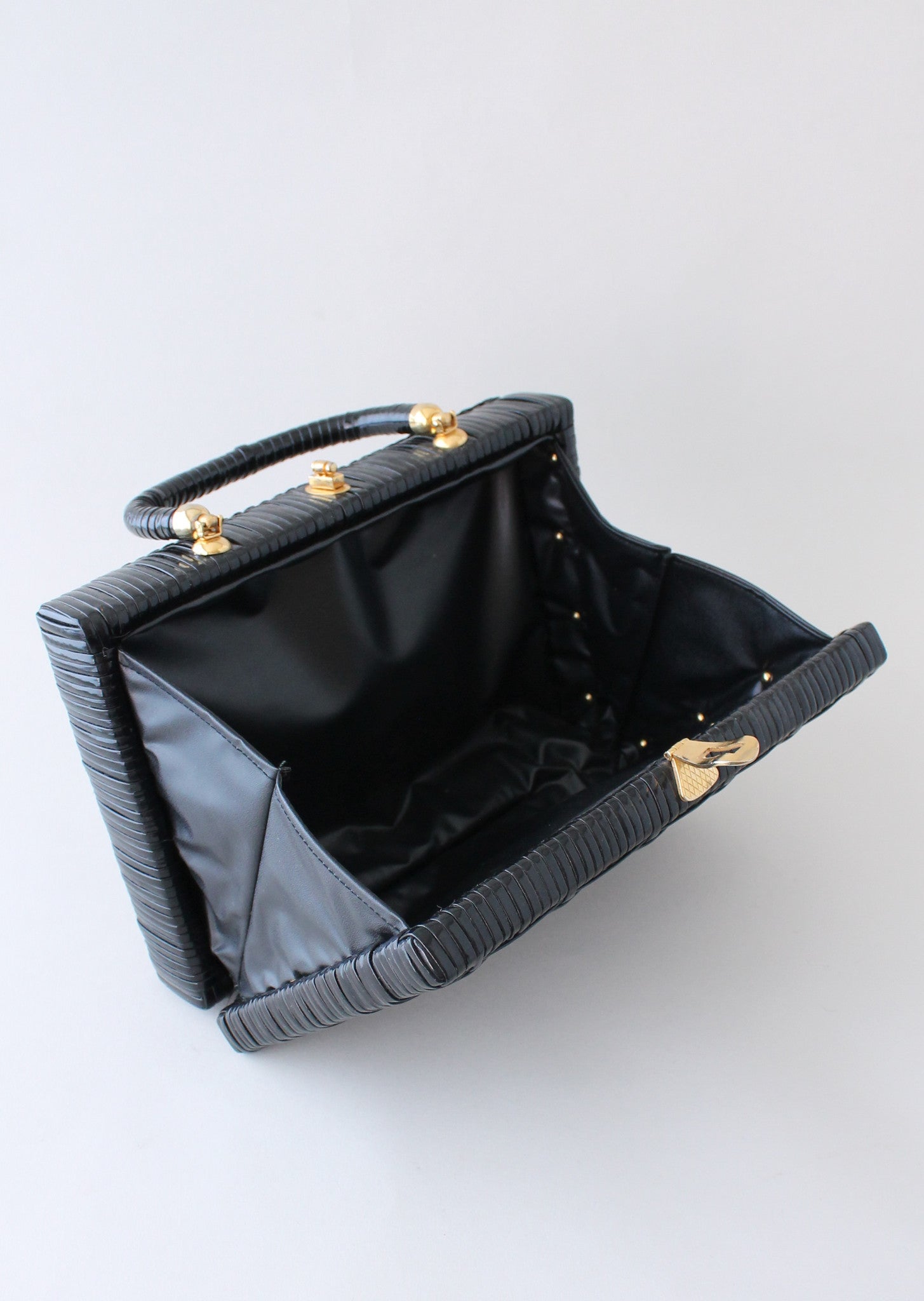 Vintage 1960s Black Wicker Box Purse with Floral Needlework