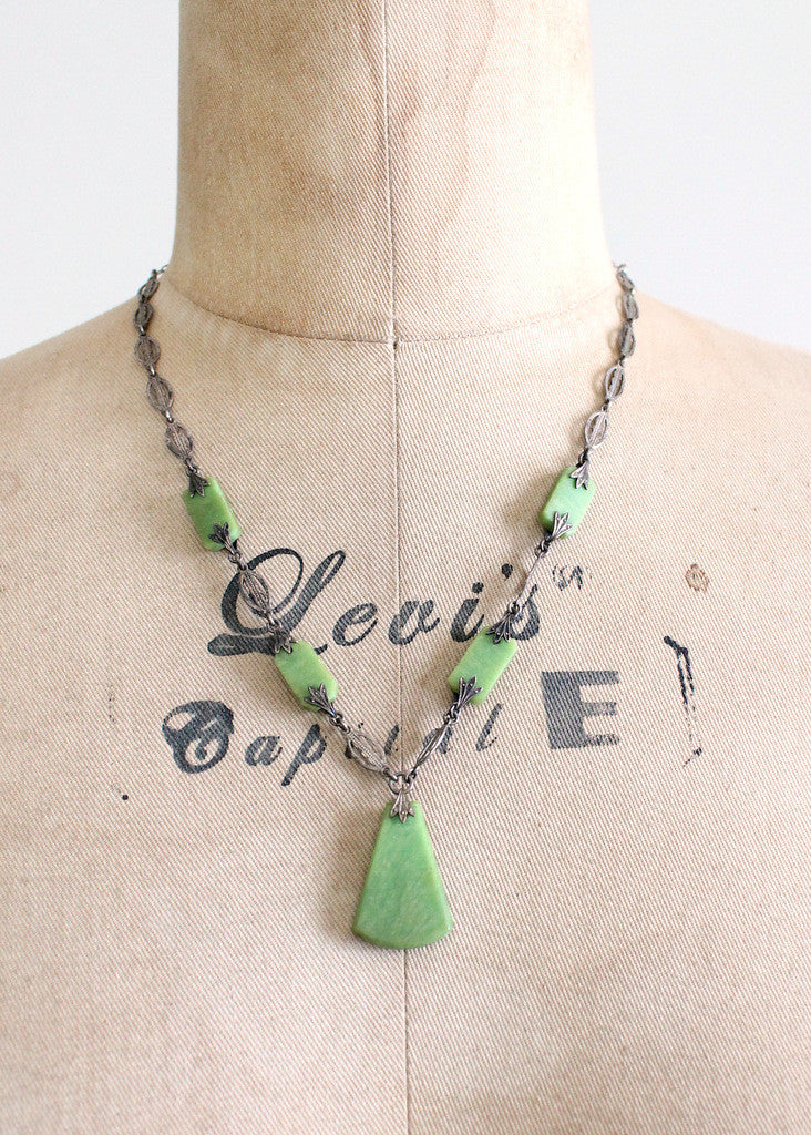 Vintage 1920s Green Czech Glass Flapper Necklace