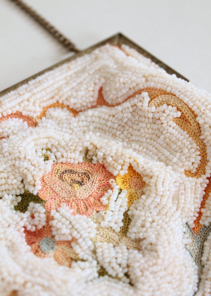 1920s Beaded Purse with Flower Design