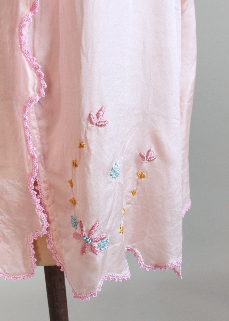 Vintage 1920s Embroidered Pink Silk Lounging Bed Jacket