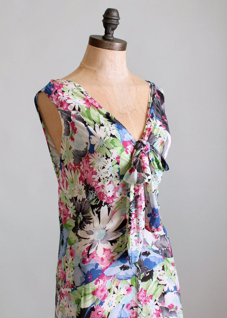 Vintage 1920s Ashikaga Floral Silk Dress