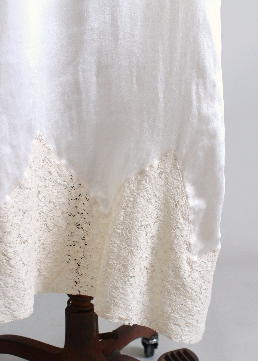 Vintage 1920s Ivory Silk and Lace Belted Flapper Nightgown