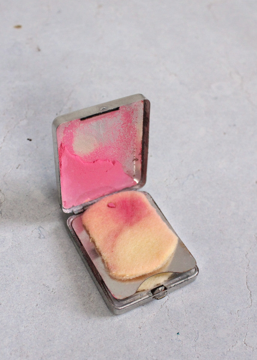 Vintage 1934 Chicago World's Fair Makeup Compact