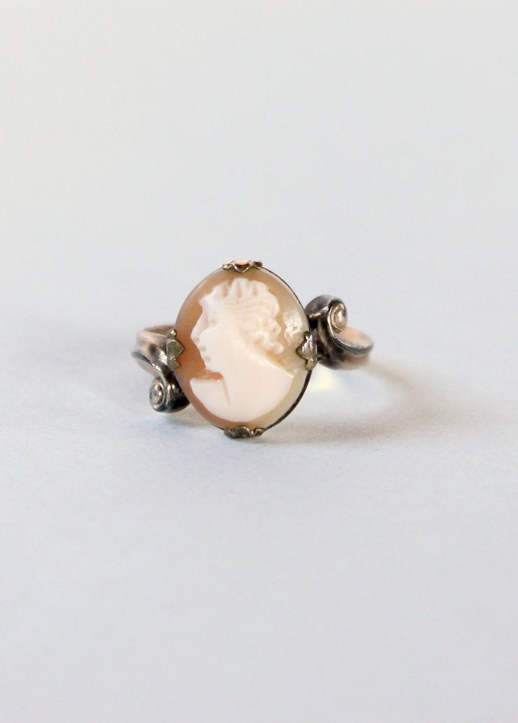 Vintage 1930s Clark & Coombs Cameo Ring