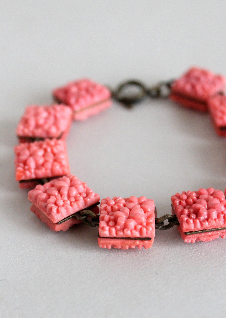Vintage 1930s Coral Celluloid Link Bracelet
