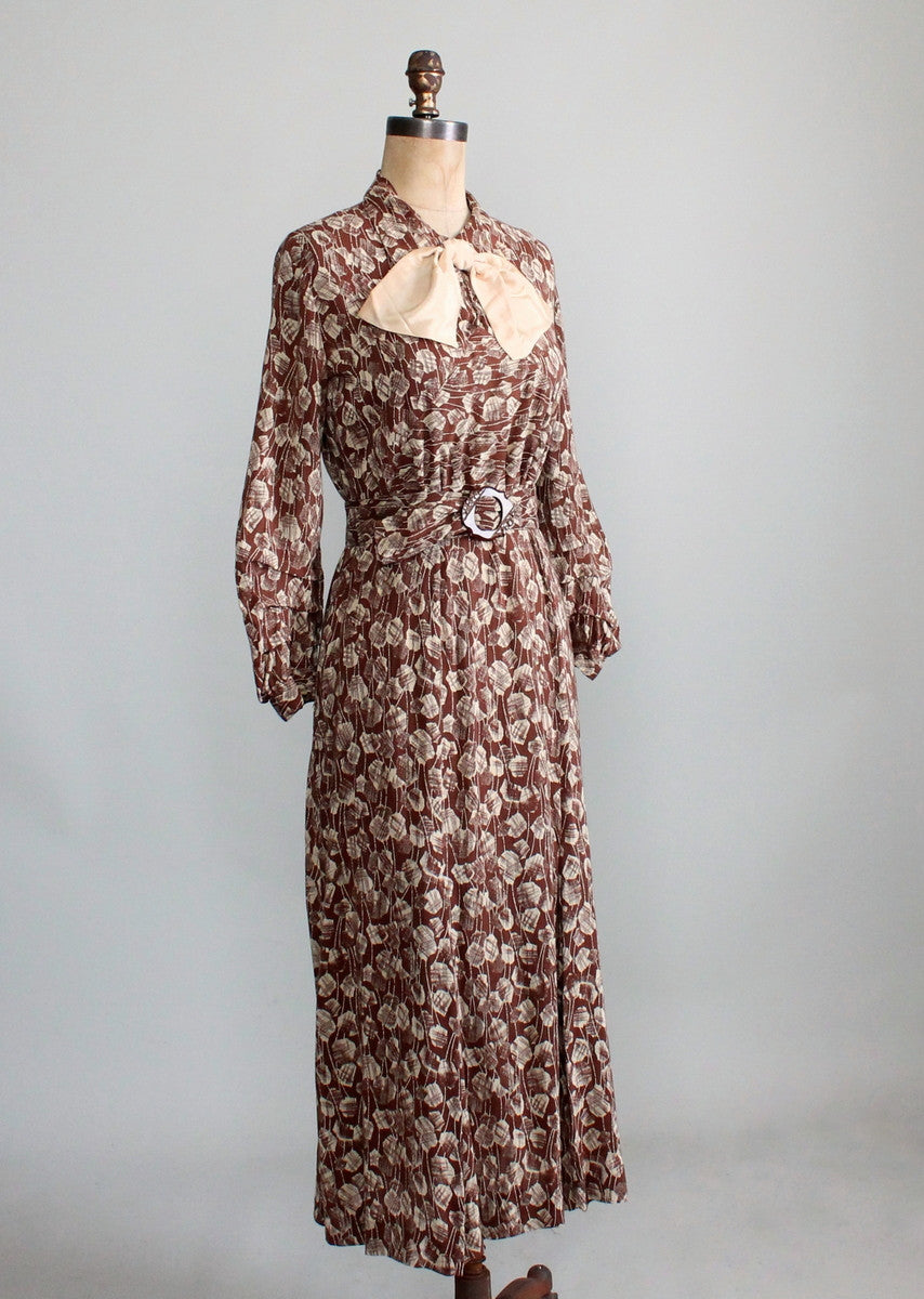 Vintage 1930s Art Deco Leaf Print Day Dress