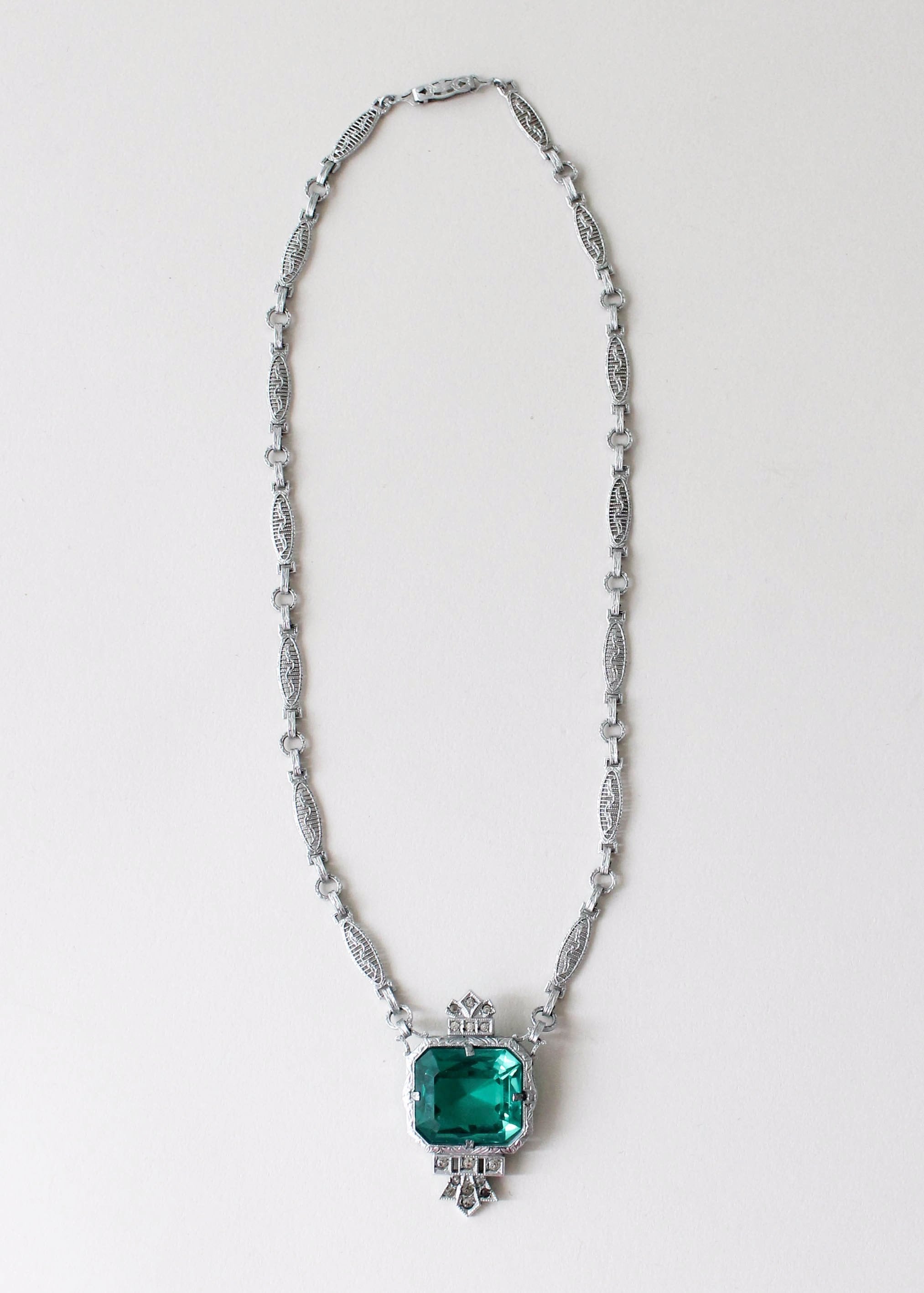 Vintage 1930s Rhodium Plated Art Deco Necklace with Green Glass Cabochon