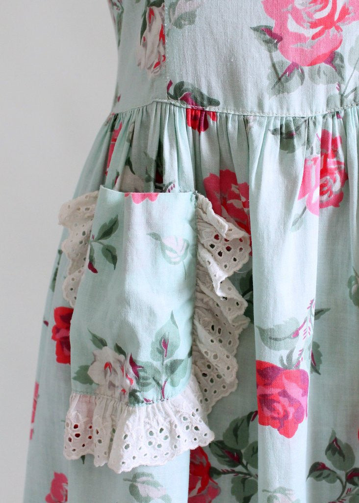Vintage 1930s Pink and White Rose Floral Day Dress