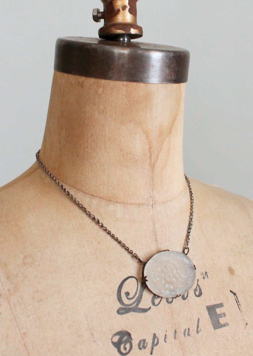 Vintage 1930s Floral Frosted Glass Necklace