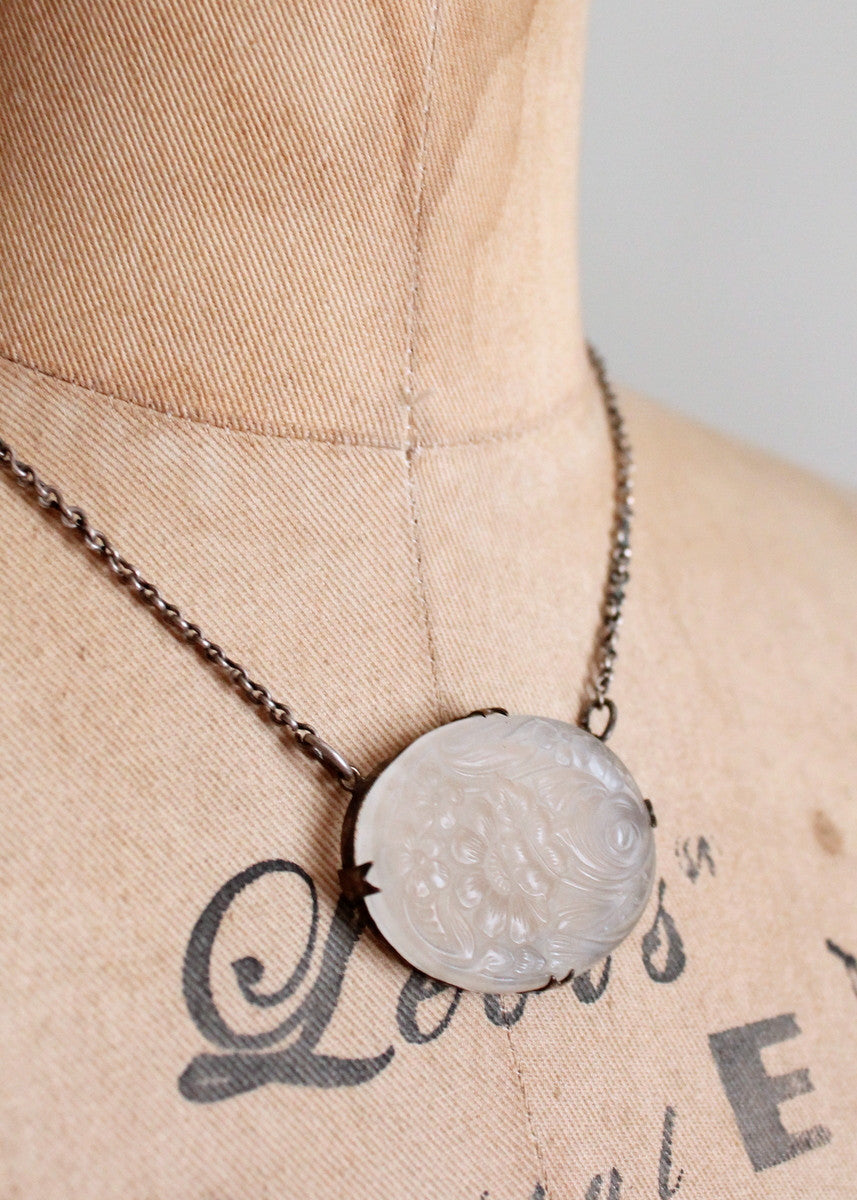 Vintage 1930s Floral Frosted Glass Necklace