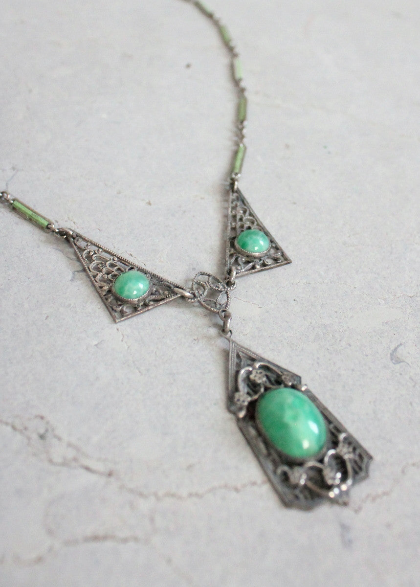 Vintage 1930s Green Glass and Silver Filigree Necklace