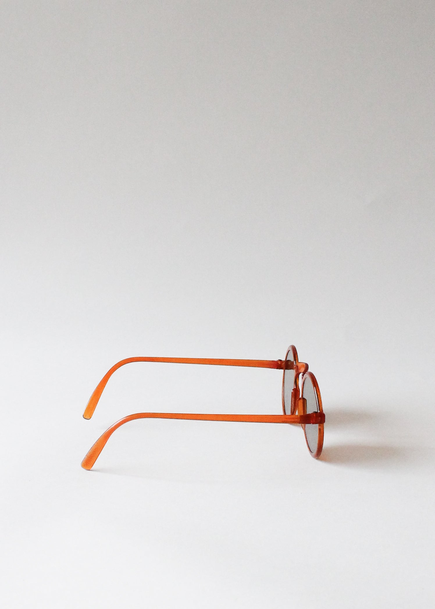 Vintage 1940s Orange Round Sunglasses