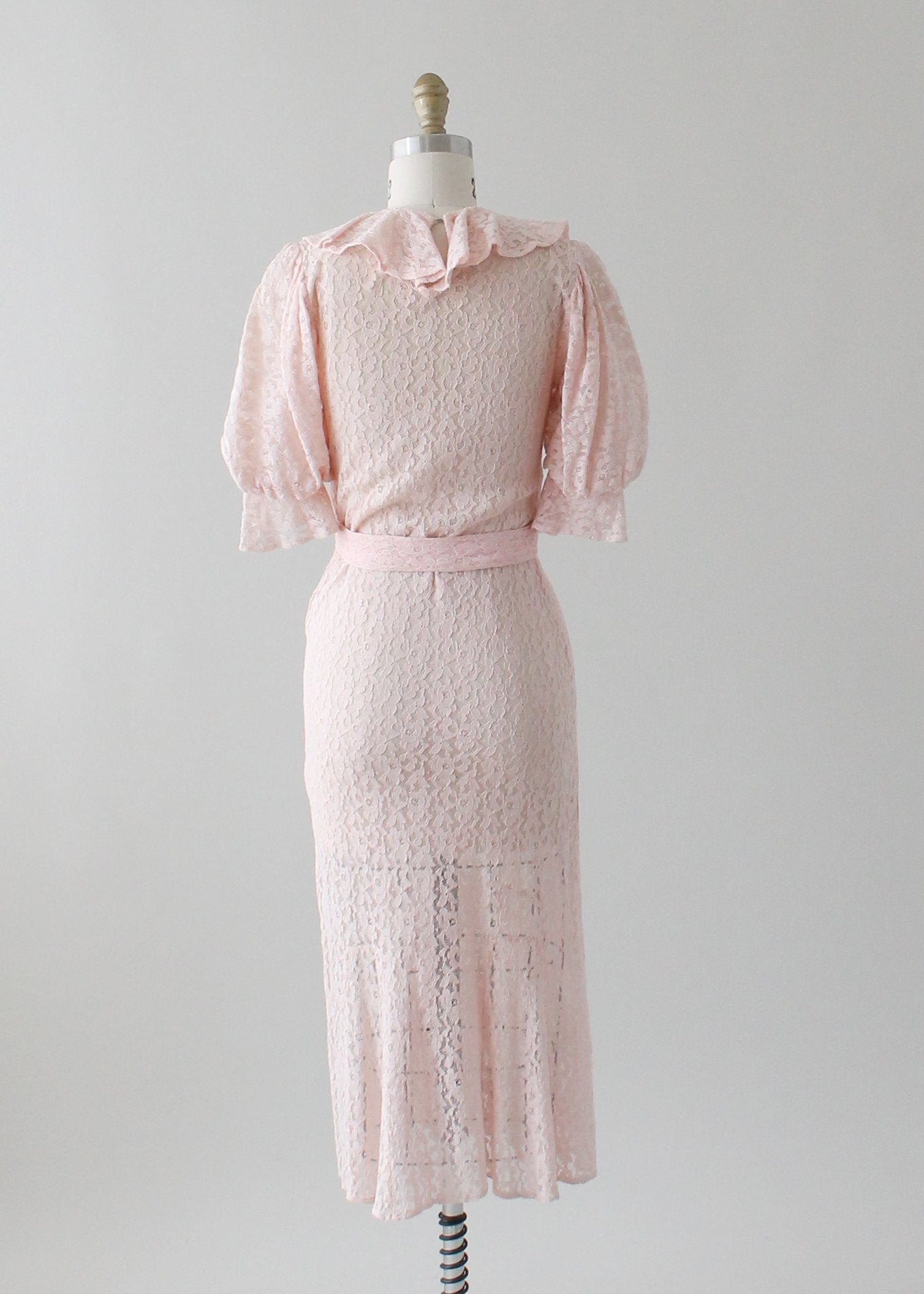 Vintage 1930s Pink Lace Art Deco Dress