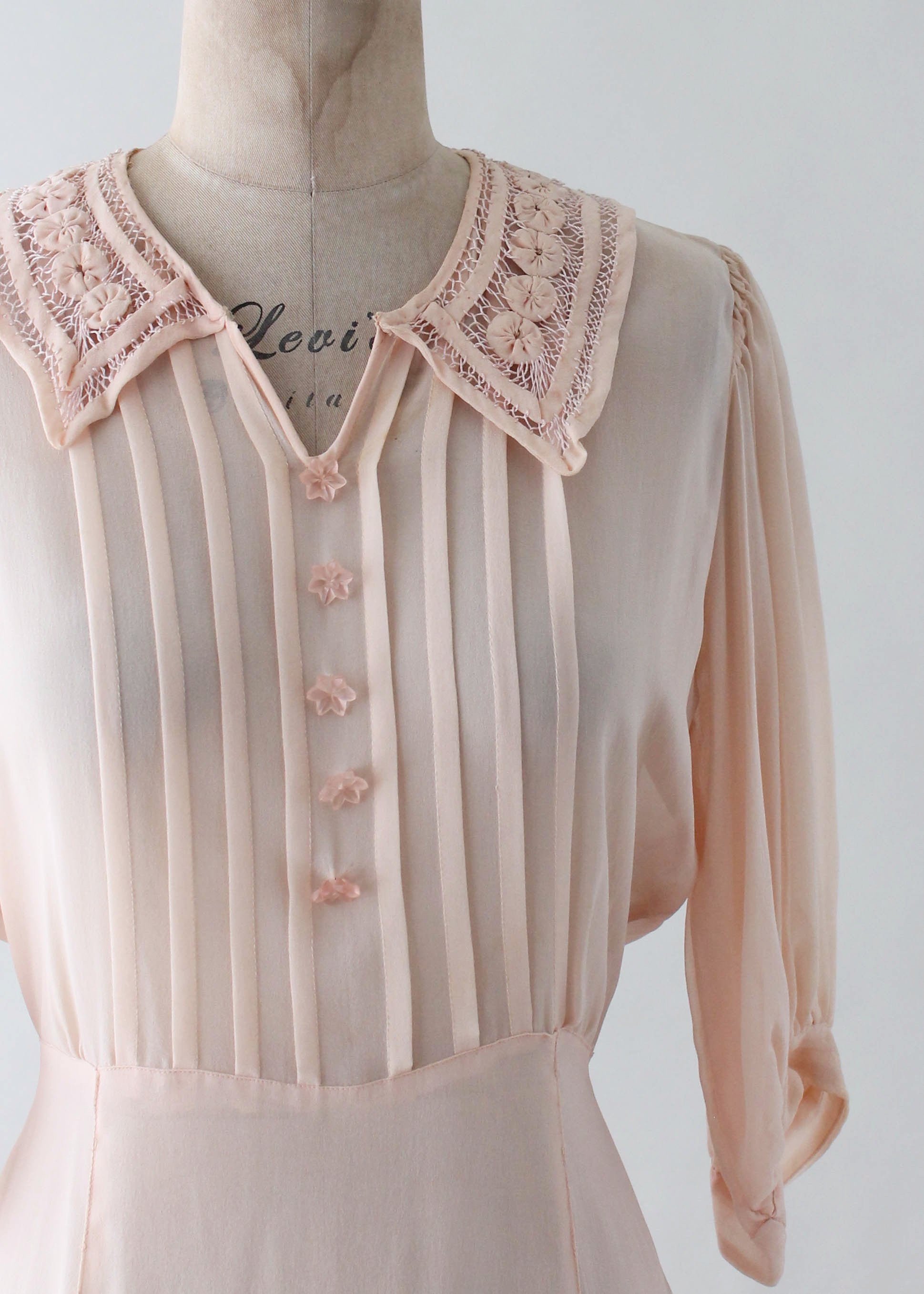 Vintage 1930s Peach Sheer Silk Crepe Day Dress