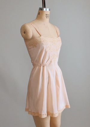 Vintage 1930s Peach Silk and Lace Stip In Teddy