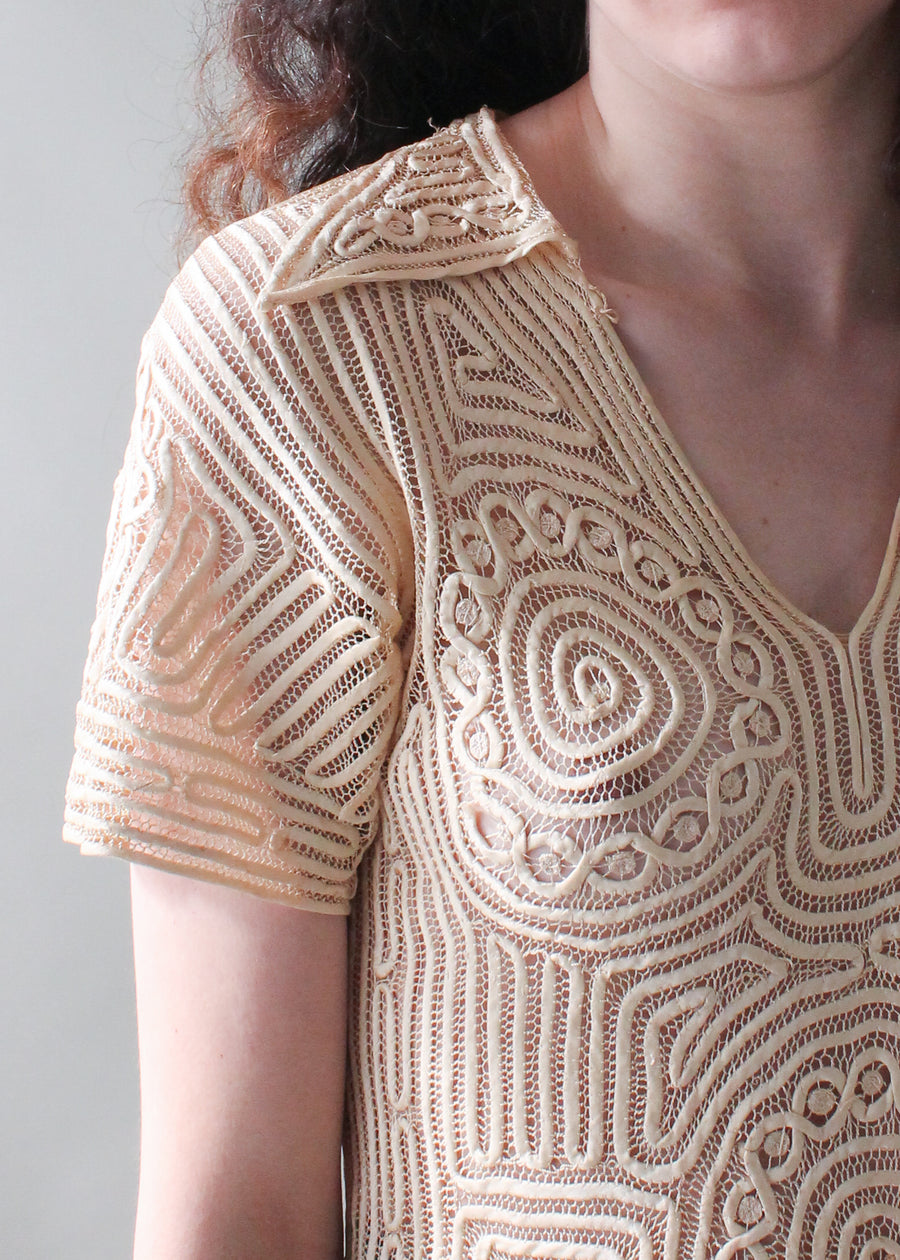 Vintage 1930s Silk Ribbon Lace Top