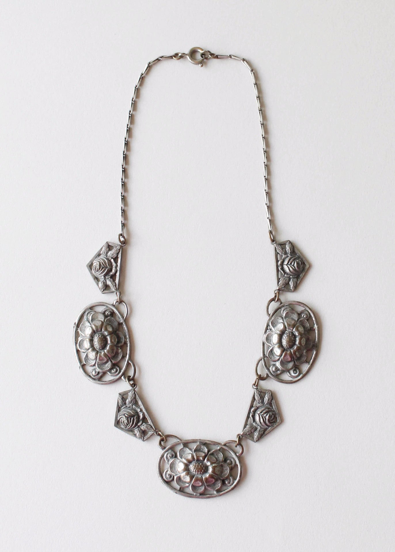 Vintage 1930s Silver Flower Necklace