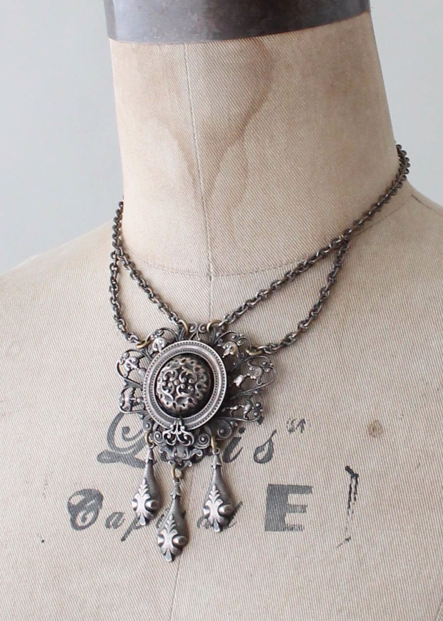 Vintage 1930s Medallion Necklace