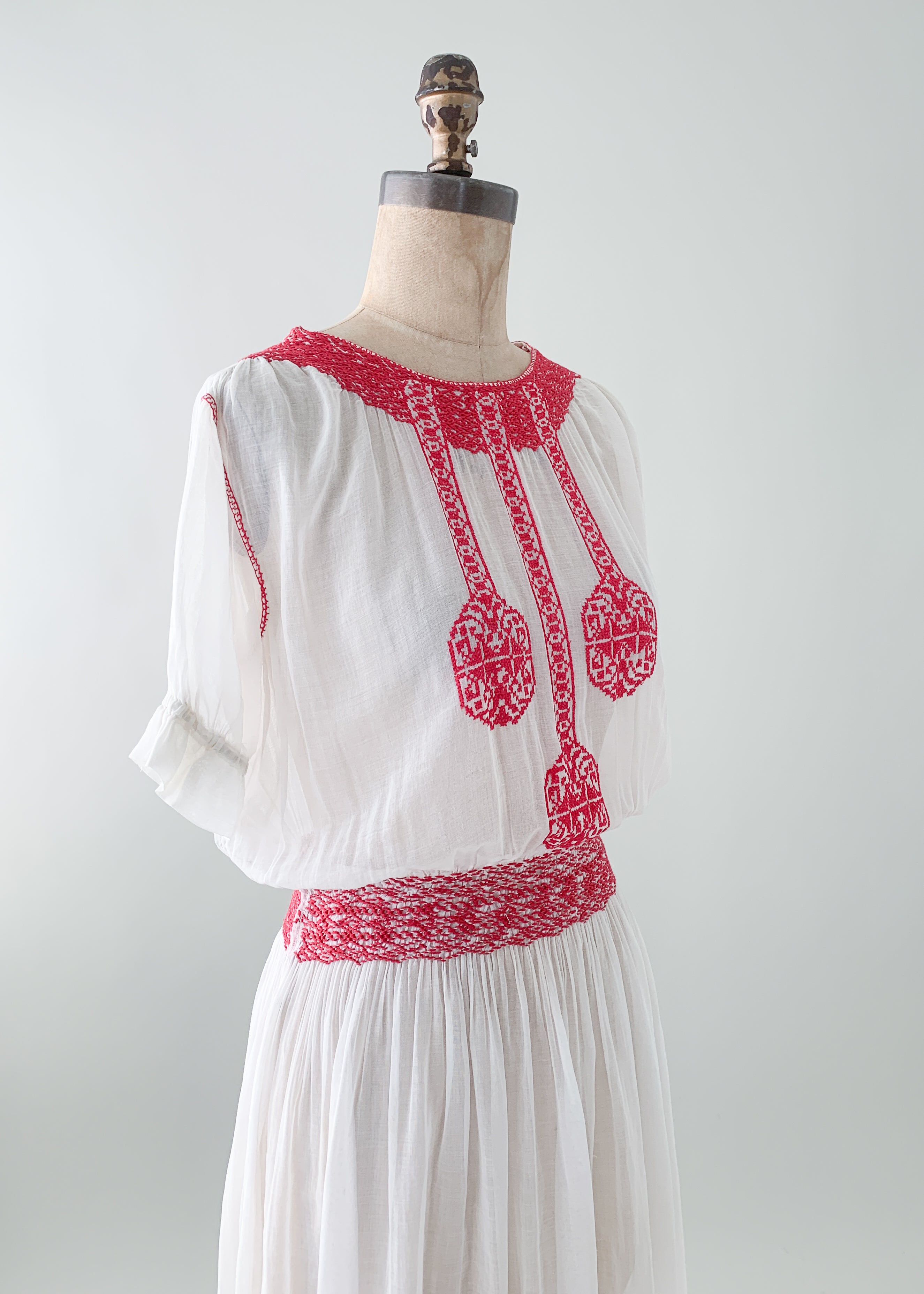 Vintage 1930s Embroidered Cotton Dress