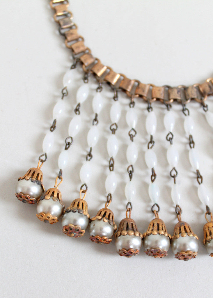 Vintage 1940s Faux Pearl Dangle Bookchain Necklace