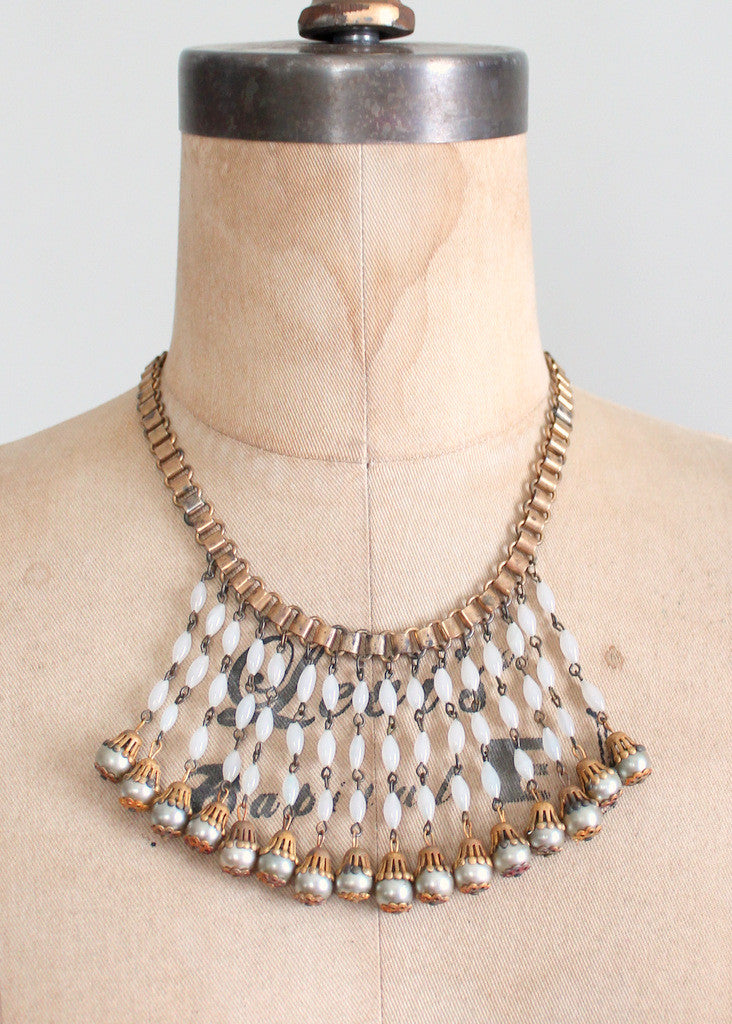 Vintage 1940s Faux Pearl Dangle Bookchain Necklace