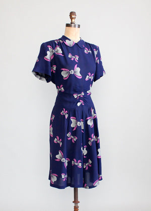 Vintage 1940s Pink Bows Novelty Print Rayon Dress