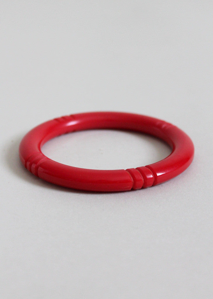 Vintage 1940s Red Carved Bakelite Bangle Bracelet