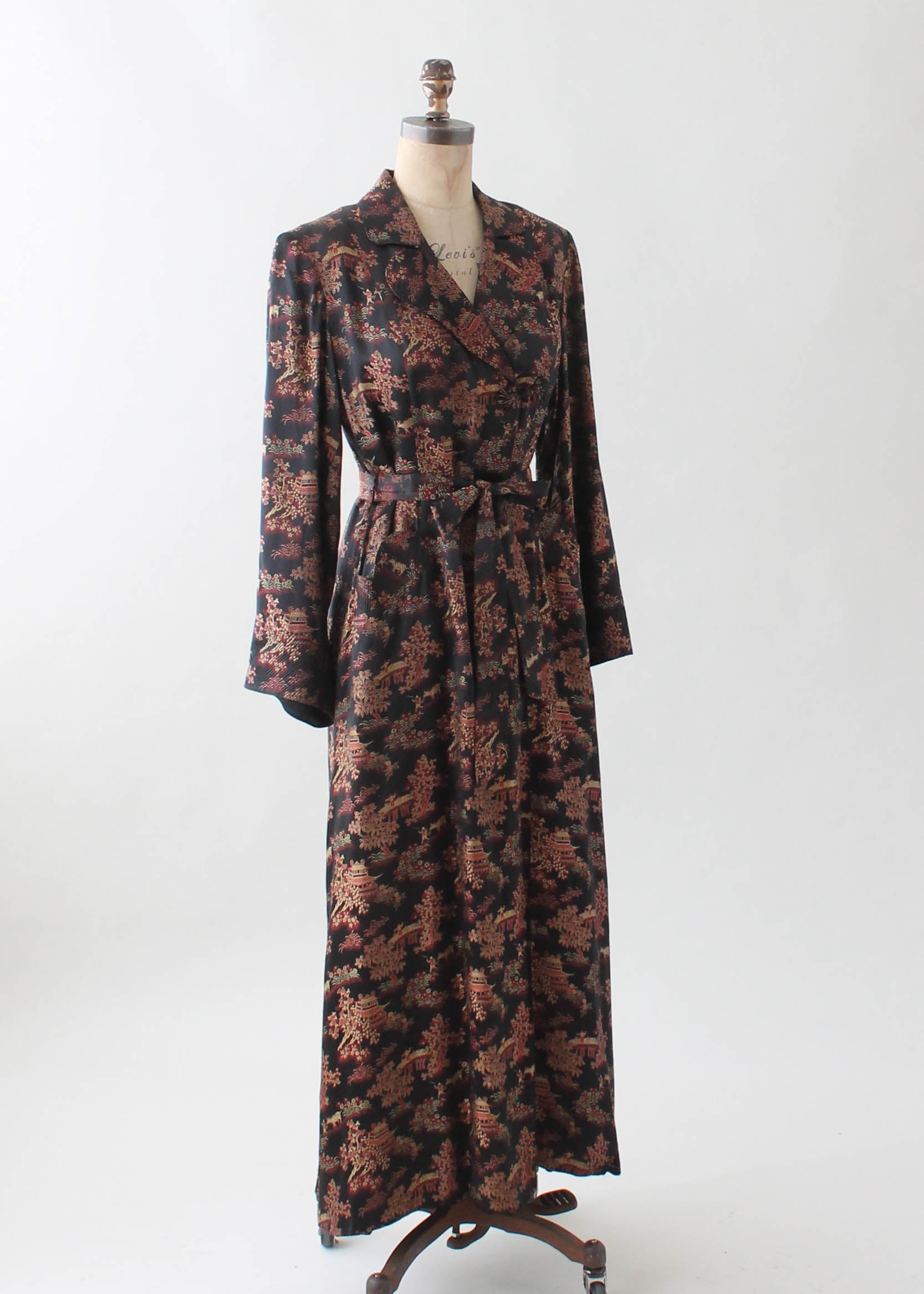 Vintage 1940s Asian Silk Long Robe