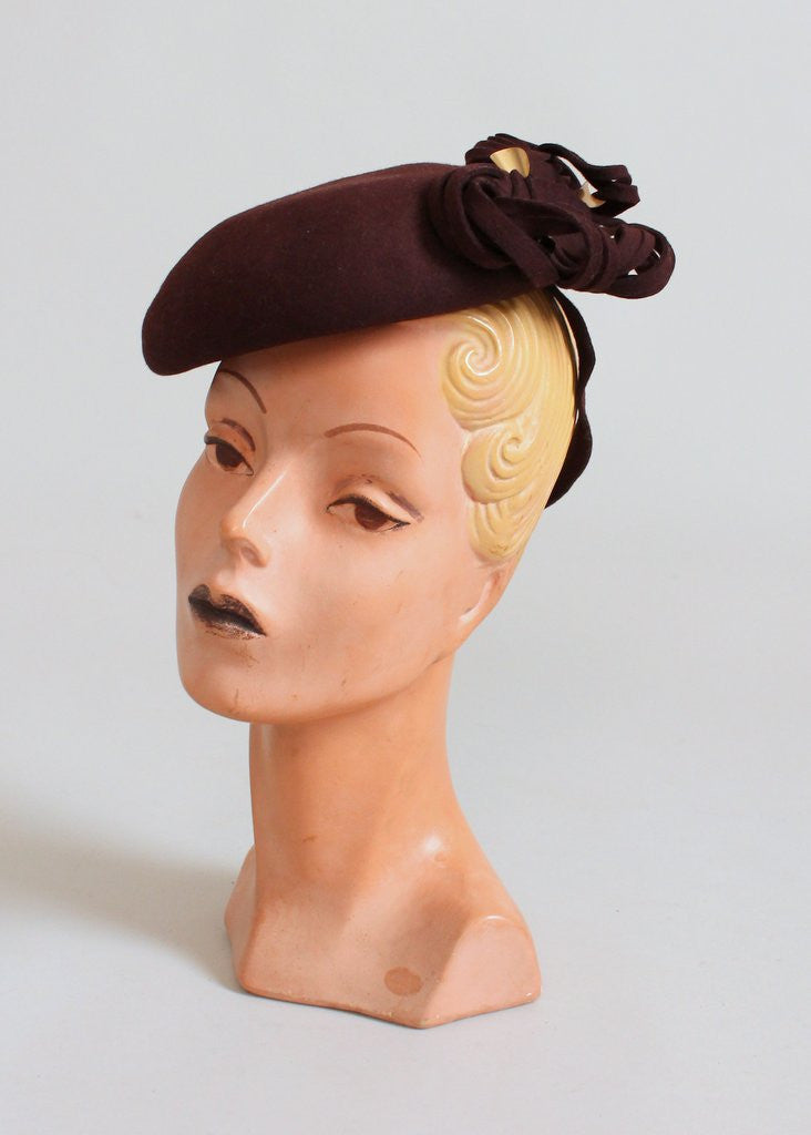 Vintage 1940s Brown Beret Tilt Hat
