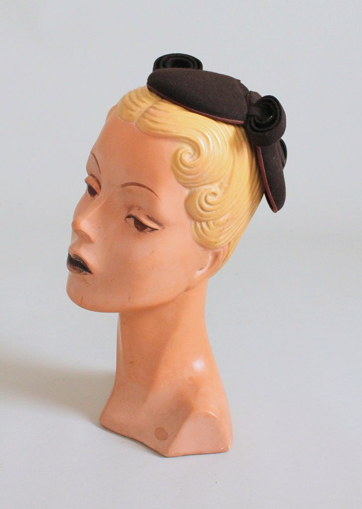 Vintage 1940s Brown Felt Circles and Curls Hat