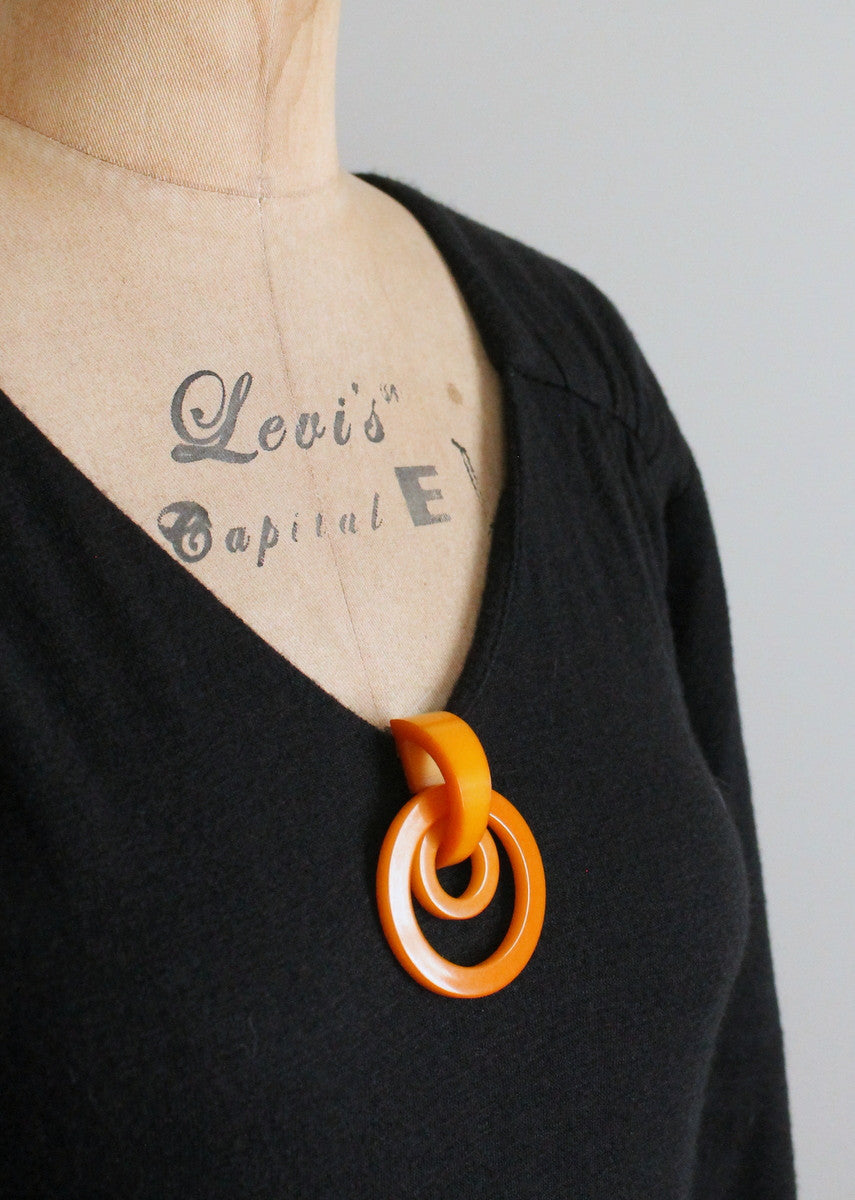 Vintage 1940s Large Art Deco Bakelite Dress Clip
