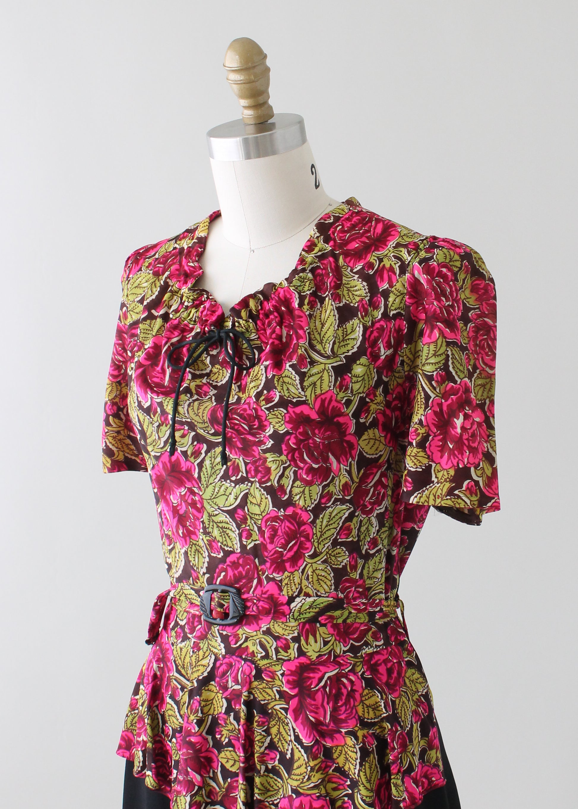 Vintage 1940s Floral Print Rayon Jersey Day Dress