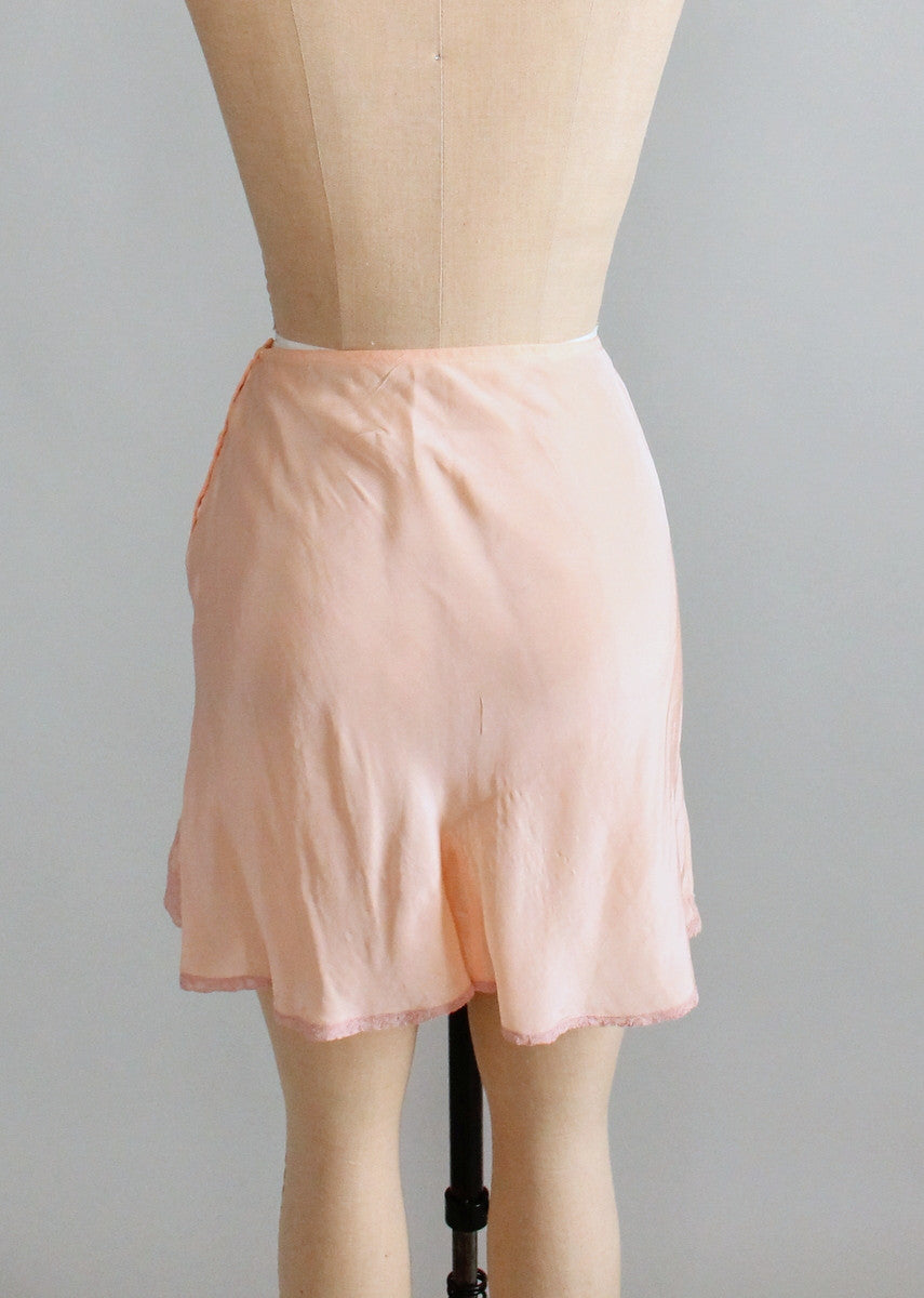 Vintage 1940s Peach Rayon and Lace Tap Shorts