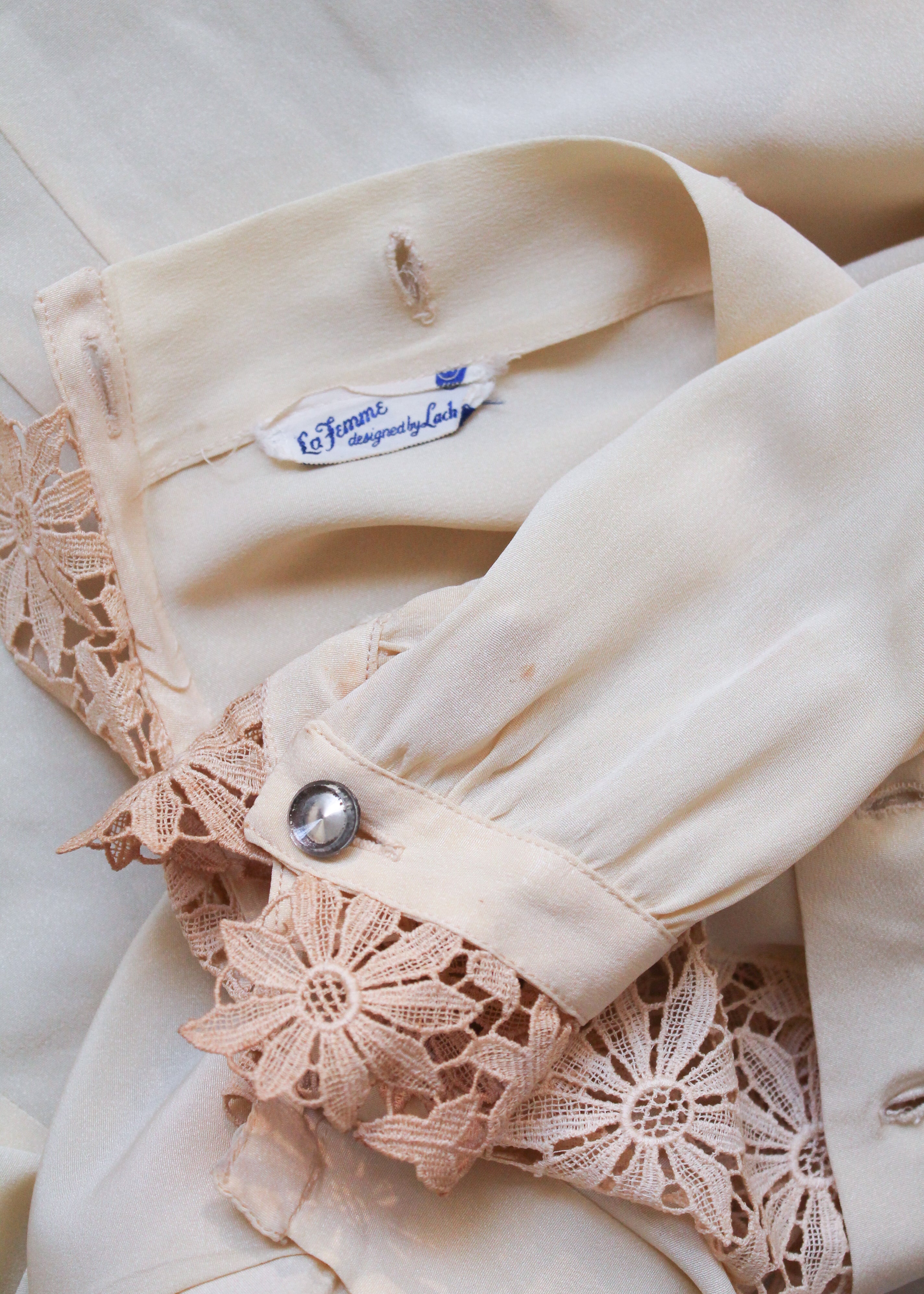 Vintage 1940s Ivory Silk and Lace Blouse