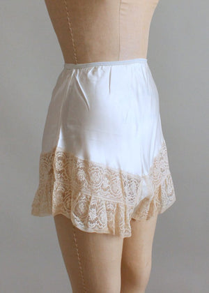 Vintage 1930s Ivory Rayon and Lace Tap Pants NOS