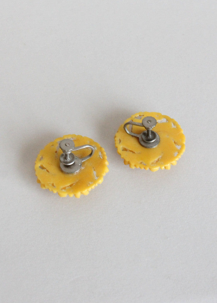 Vintage 1940s Golden Flower Celluloid Earrings