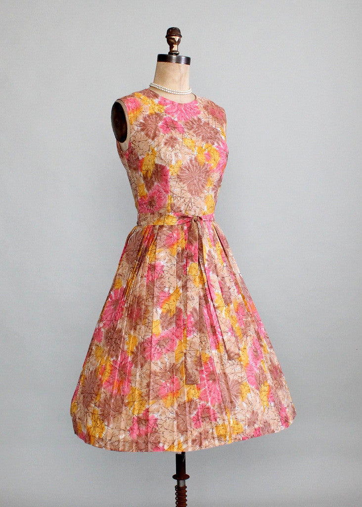 Vintage Early 1960s Sunrise in the Garden Day Dress