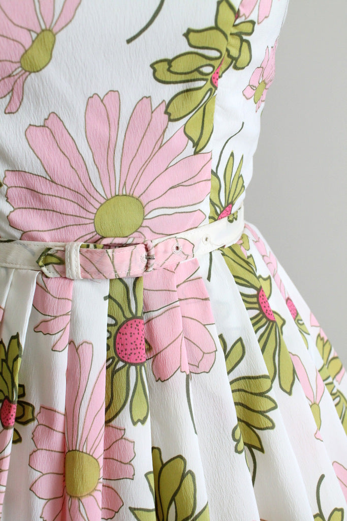 60s pink and green flowers