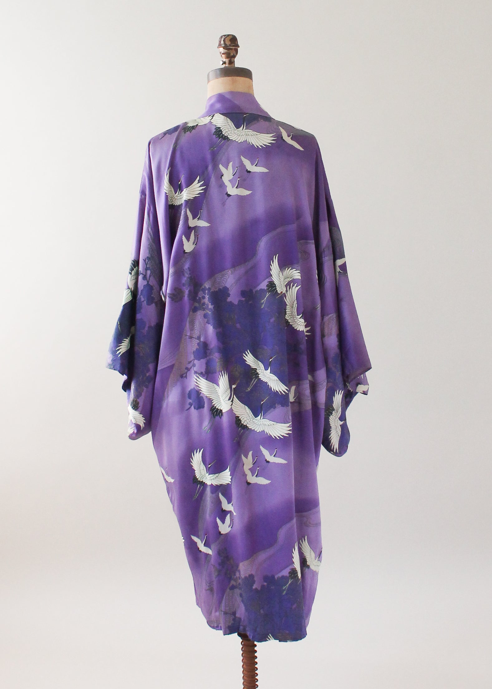 Vintage 1960s Silk Cranes Kimono Robe