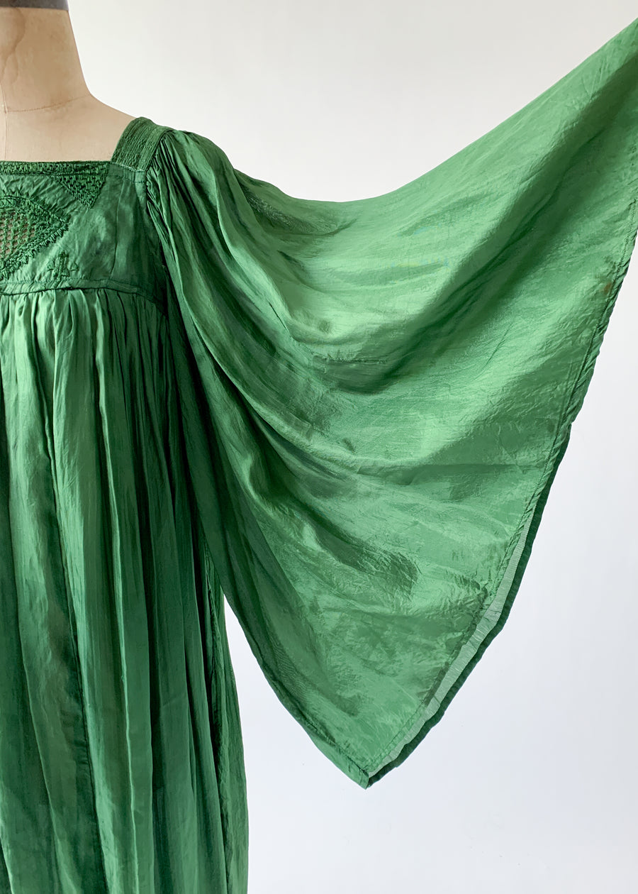 Vintage 1960s Emerald Green Pleated Dress